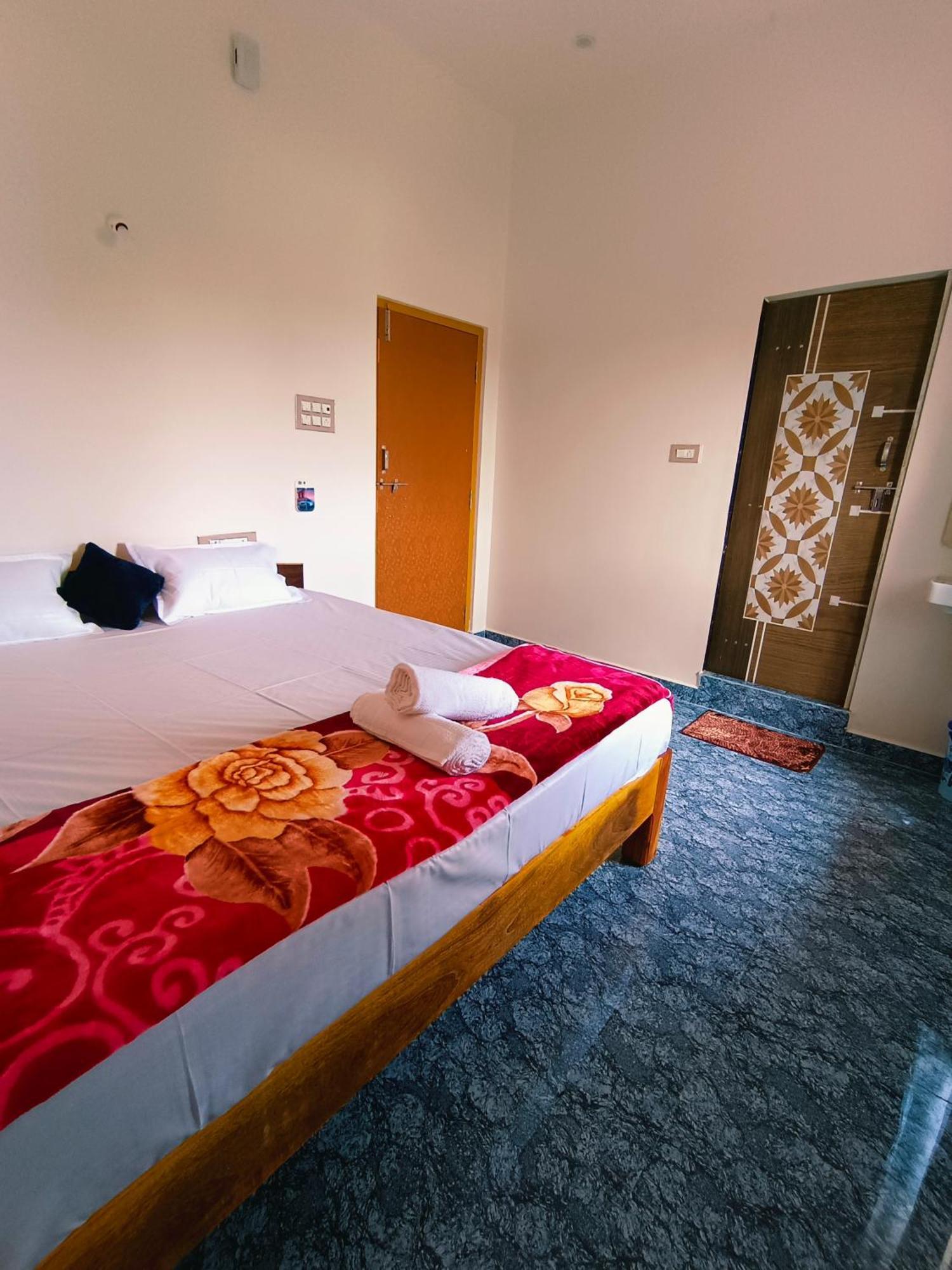 Hampi Anjana Home Stay Zewnętrze zdjęcie