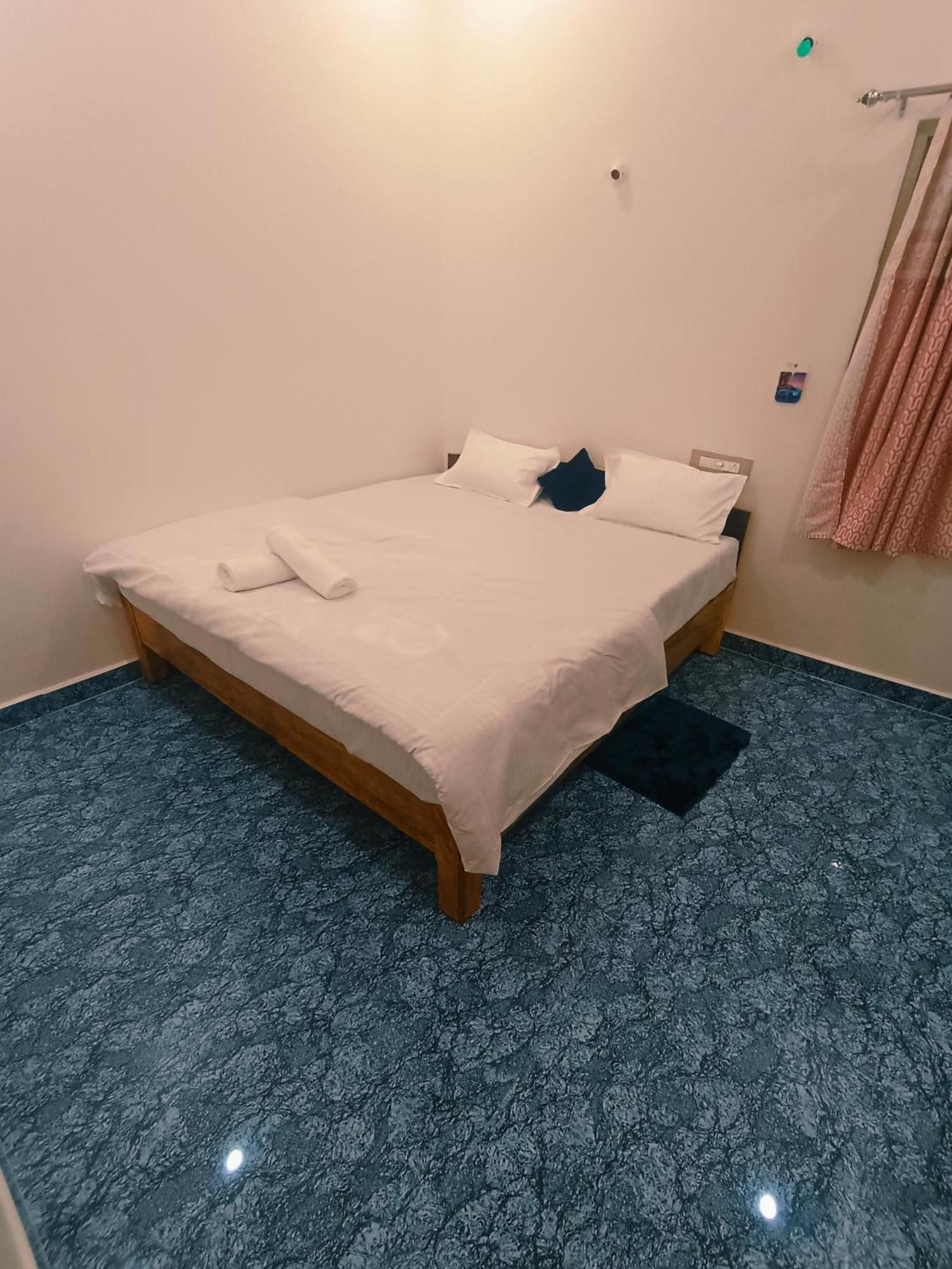 Hampi Anjana Home Stay Zewnętrze zdjęcie